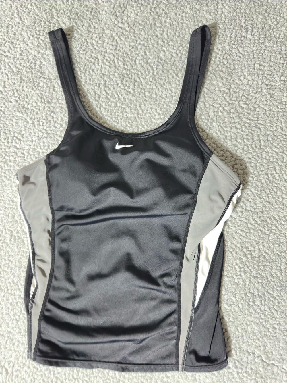 Nike Swim Black Colorblock Tankini Top Women’s Size 10 Built-In Shelf Bra Swim